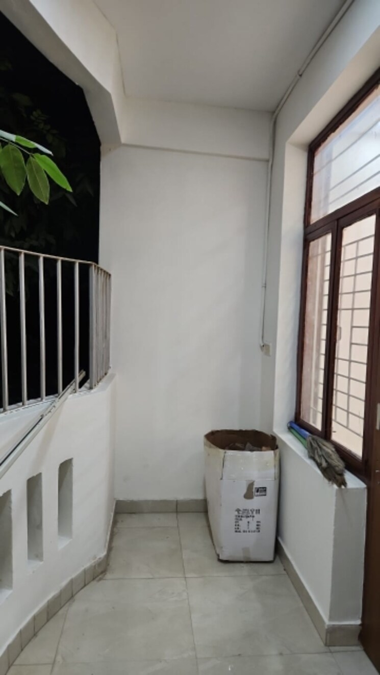 Kitchen, sushant-lok-2 3 Bedroom 300 Sq.Yd. Builder Floor In Sector 57 Gurgaon 9295157