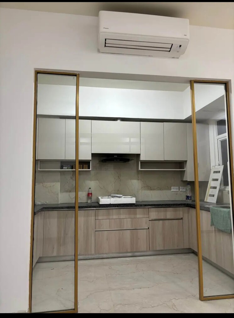 Kitchen, smart-world-orchard 3 Bedroom 1630 Sq.Ft. Apartment In Sector 61 Gurgaon 9295112