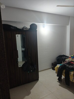 Bedroom in 2 BHK Apartment at Memnagar – for Rent