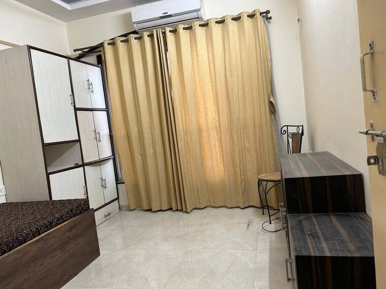 Bedroom, andheri east Pg For Boys In Andheri East 9295123