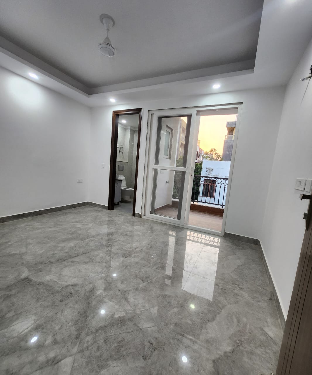 2 BHK Builder Floor For Sale in Saket
