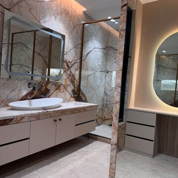 Bathroom in 4 BHK Builder Floor at TDI The Grand Retreat, Sector 88 – for Sale