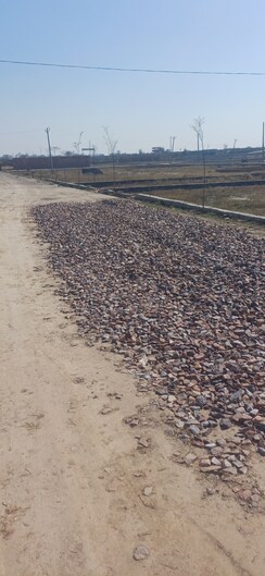 Plot For Sale in Jewar