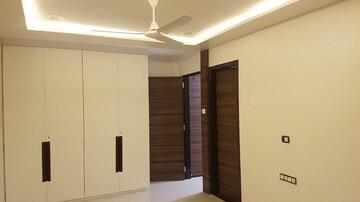 2 BHK Apartment For Rent in Bandra West