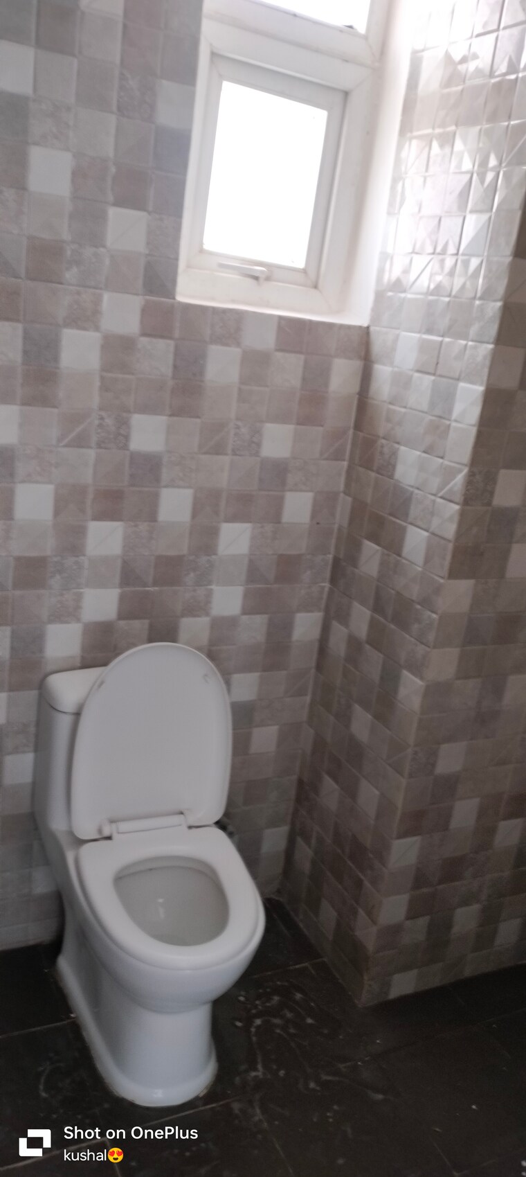 Bathroom, ansals-celebrity-greens 3 Bedroom 2015 Sq.Ft. Apartment In Sushant Golf City Lucknow 9295167