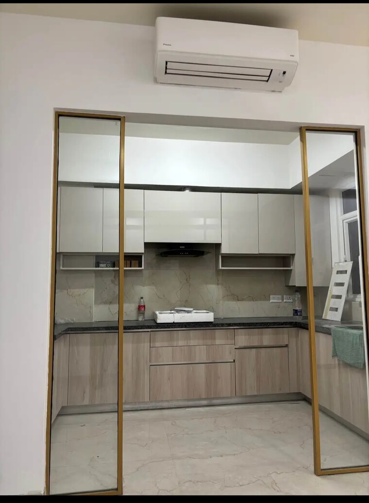 Kitchen, smart-world-orchard 3 Bedroom 1630 Sq.Ft. Apartment In Sector 61 Gurgaon 9295182