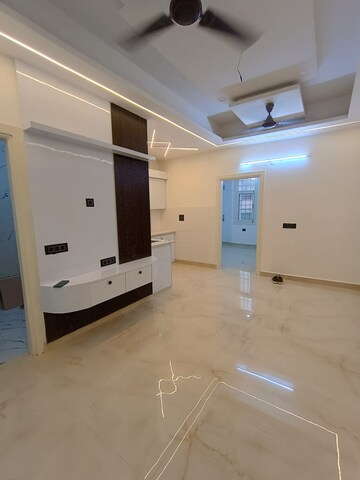 Living Room in 2 BHK Builder Floor at Vasundhara Sector 5 – for Sale