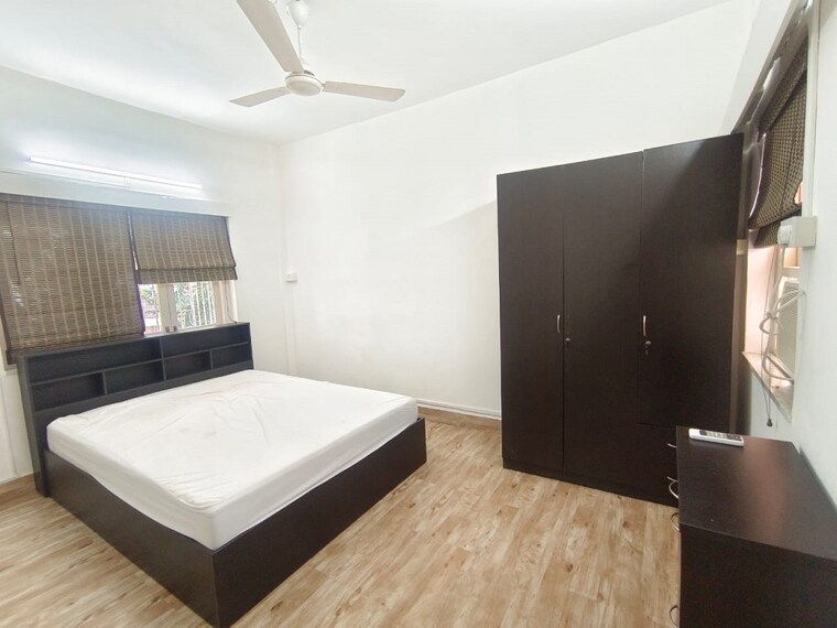 Bedroom, bandra west 2 Bedroom 750 Sq.Ft. Apartment In Bandra West Mumbai 9295199