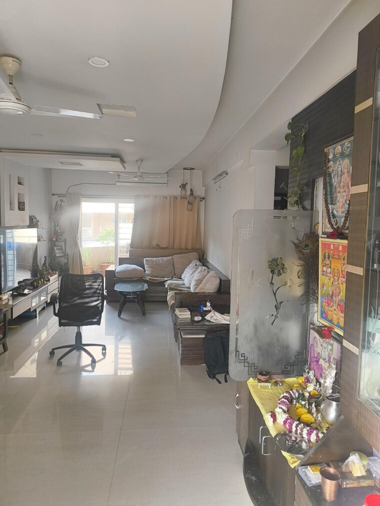 Living Room, sigma-one 3 Bedroom 1350 Sq.Ft. Apartment In Paud Road Pune 9295228