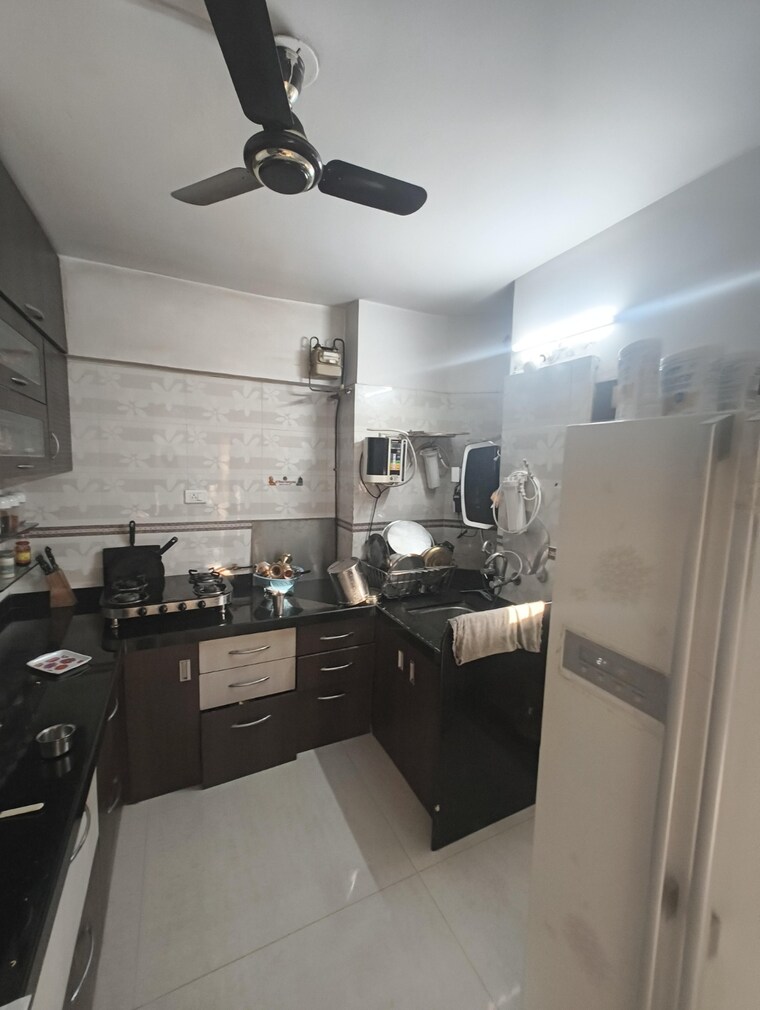 Team Area, sigma-one 3 Bedroom 1350 Sq.Ft. Apartment In Paud Road Pune 9295228