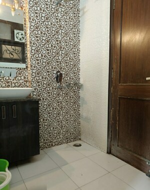 Bathroom in 2 BHK Builder Floor at East Patel Nagar – for Rent