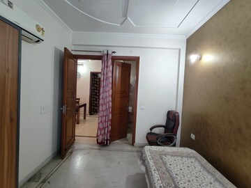 Living Room in 3 BHK Builder Floor at RWA Residential Society Sector 46, Sector 46 – for Rent