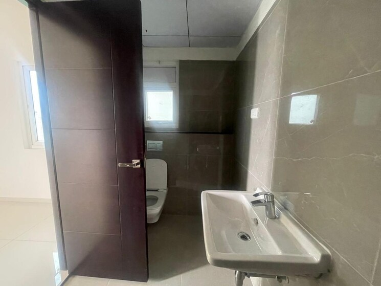 Bathroom, rajapushpa-provincia 3 Bedroom 2335 Sq.Ft. Apartment In Narsingi Hyderabad 9294198