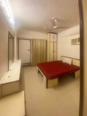 Bedroom in 3 BHK Apartment at Khar West – for Rent