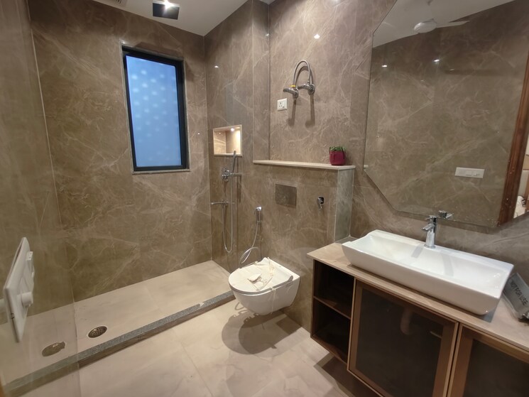 Bathroom, anant-raj-ashok-estate 4 Bedroom 2100 Sq.Ft. Apartment In Sector 63a Gurgaon 9295334