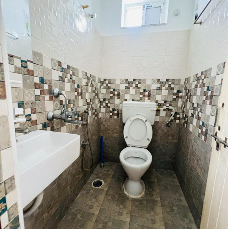 Bathroom, kondapur 2 Bedroom 1050 Sq.Ft. Builder Floor In Kondapur Hyderabad 9295370