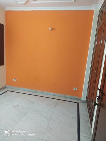 Room in 3 BHK Builder Floor at Malviya Nagar – for Rent