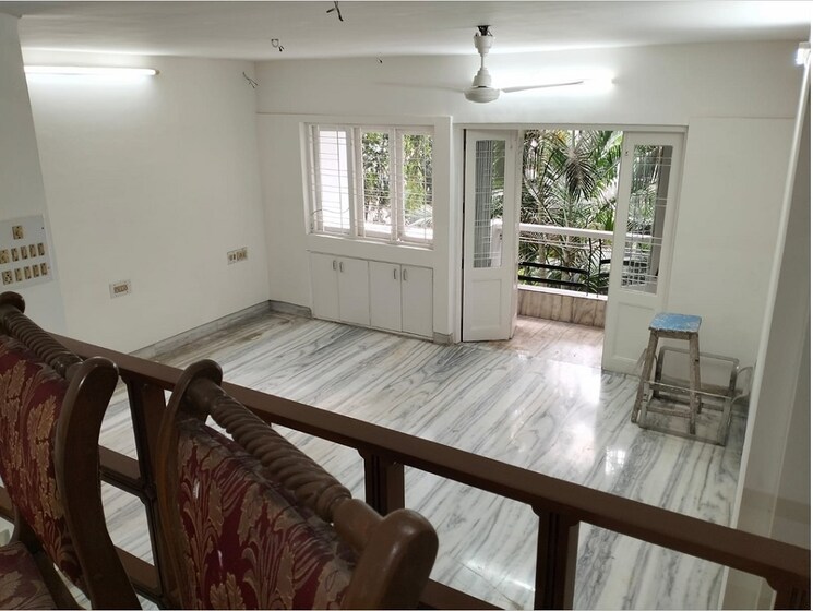undefined, santacruz west 3 Bedroom 1200 Sq.Ft. Apartment In Santacruz West Mumbai 9295384