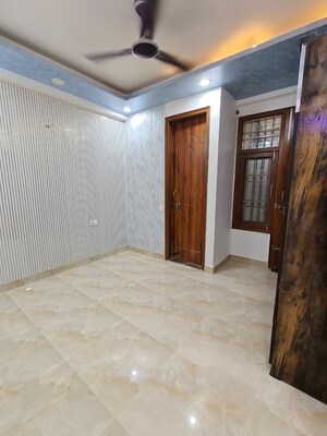 3 BHK Builder Floor For Rent in Khirki Extension