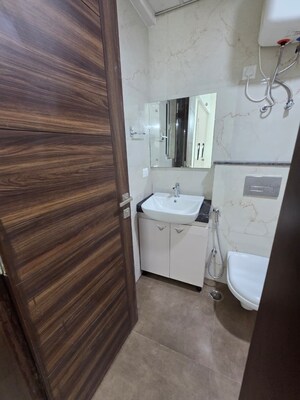 Bathroom in 2.5 BHK Builder Floor at M3M Soulitude, Sector 89 – for Rent