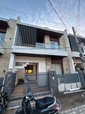 3 BHK Independent House For Sale in Sector 123