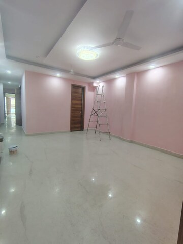 Room in 3 BHK Builder Floor at Malviya Nagar – for Sale