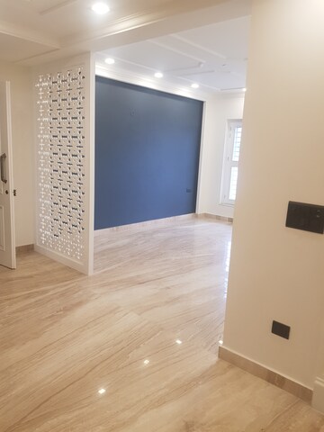 Living Room in 4 BHK Builder Floor at Sector 85 – for Sale