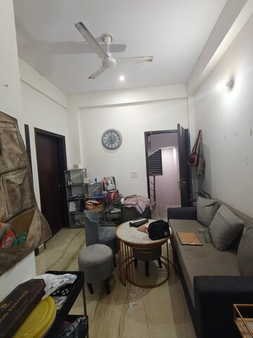 2 BHK Builder Floor For Rent in Sector 52
