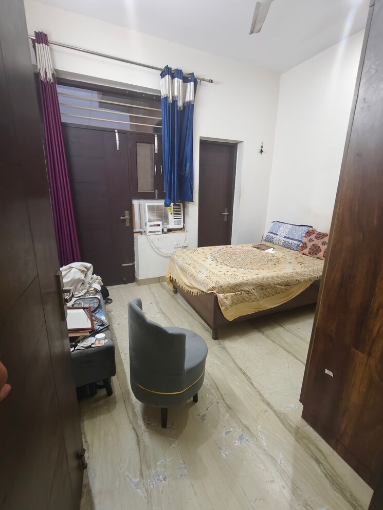 Living Room, sector 52 2 Bedroom 1100 Sq.Ft. Builder Floor In Sector 52 Gurgaon 9295411