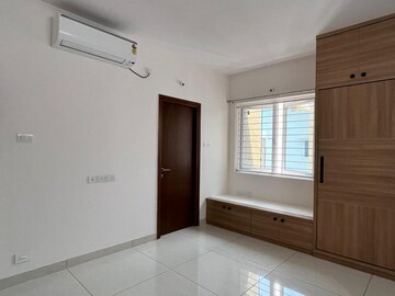Room in 2 BHK Apartment at My Home Krishe, Financial District – for Rent