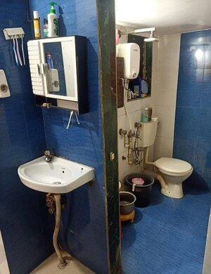Bathroom in 1 BHK Apartment at Swastik Heights Bhayander East, Bhayandar East – for Rent