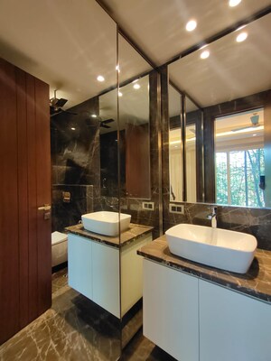 Attached Bathroom in 3 BHK Builder Floor at Malviya Nagar – for Rent