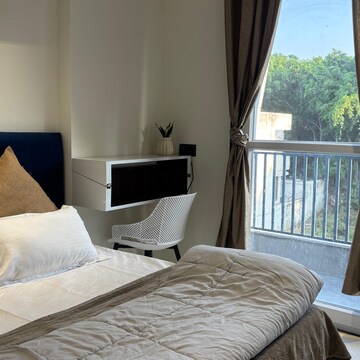 Bedroom in 1 BHK Independent House at Gurugram CGHS, Sector 56 – for Rent