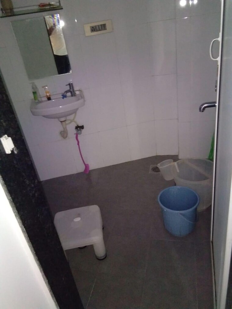 Bathroom, sugee-sadan 1 Bedroom 475 Sq.Ft. Apartment In Dadar West Mumbai 9295485