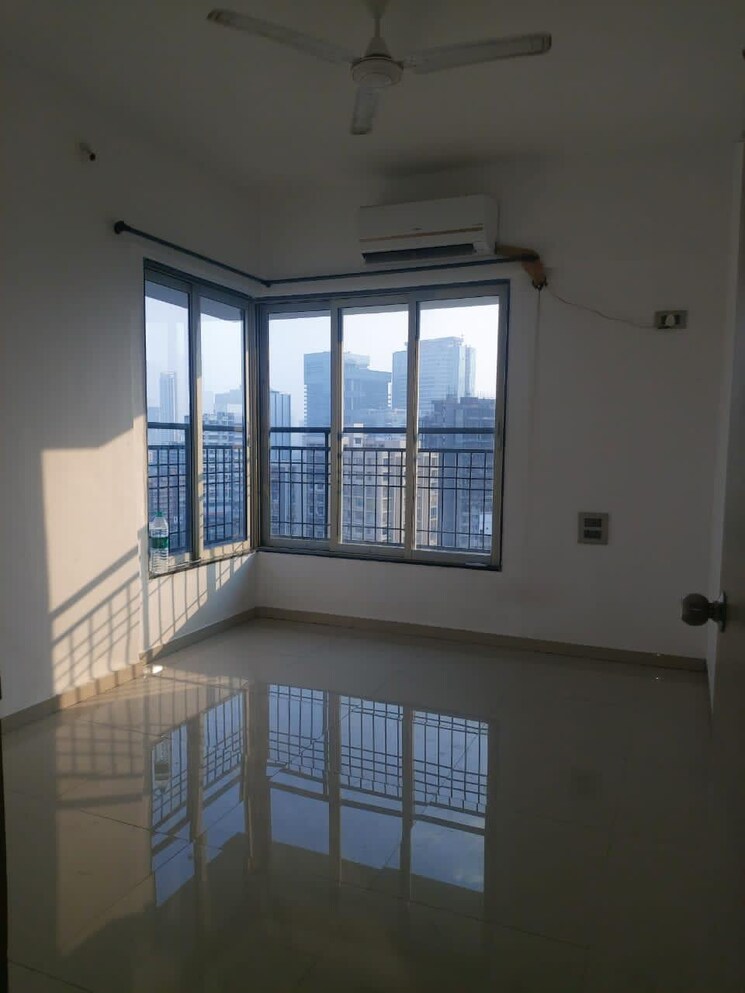 Room, sugee-sadan 1 Bedroom 475 Sq.Ft. Apartment In Dadar West Mumbai 9295485