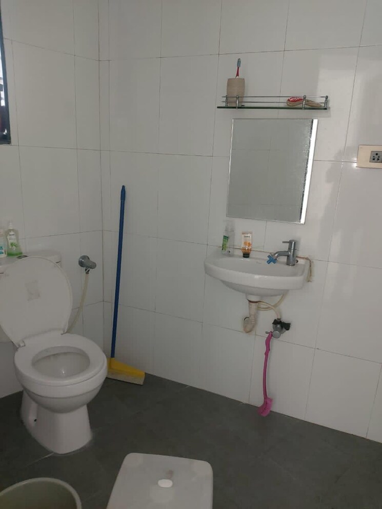 Bathroom, sugee-sadan 1 Bedroom 475 Sq.Ft. Apartment In Dadar West Mumbai 9295485