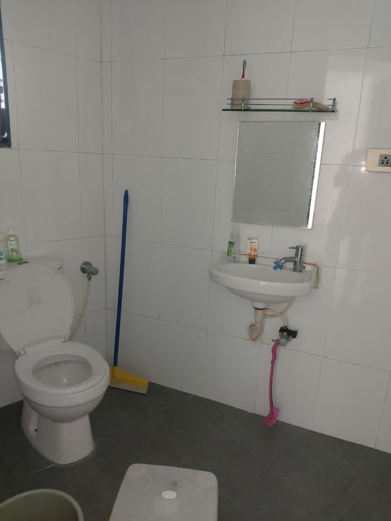 Bathroom, sugee-sadan 1 Bedroom 475 Sq.Ft. Apartment In Dadar West Mumbai 9295485