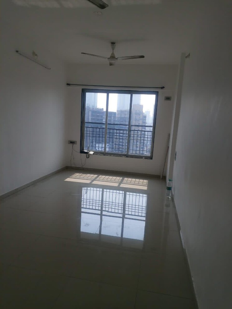 Room, sugee-sadan 1 Bedroom 475 Sq.Ft. Apartment In Dadar West Mumbai 9295485