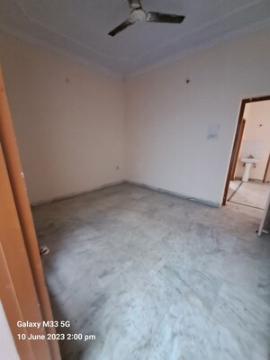 Room in 2 BHK Villa at Indira Nagar – for Rent