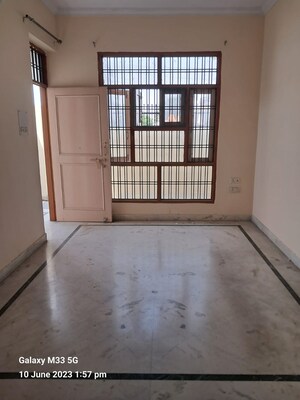 Room in 2 BHK Villa at Indira Nagar – for Rent
