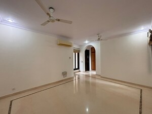 Room in 3 BHK Builder Floor at Malviya Nagar – for Sale