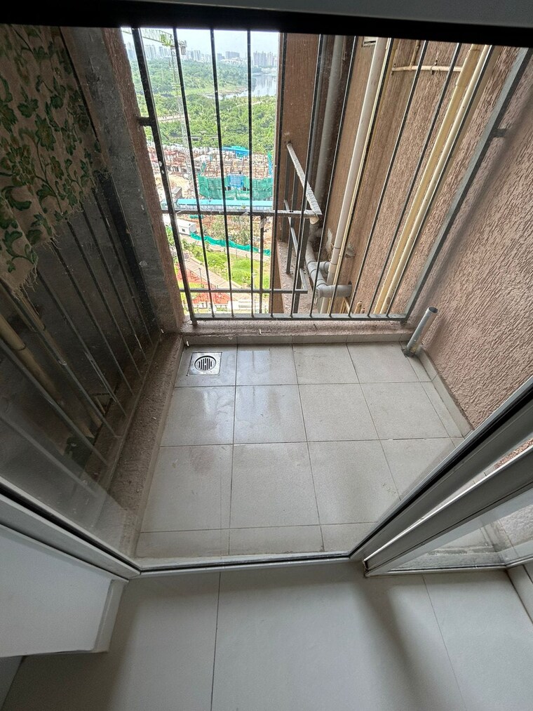 Balcony, amanora-future-towers 2 Bedroom 1050 Sq.Ft. Apartment In Hadapsar Pune 9295515