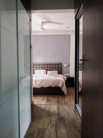 Master Bedroom in 1 BHK Apartment at Jamnotri Apartment, Khar West – for Rent