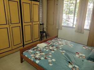 2 BHK Apartment For Rent in Sharad Vaibhav, Model Colony