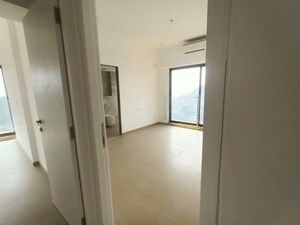 Bathroom in 3 BHK Apartment at Kanakia Silicon Valley, Powai – for Rent