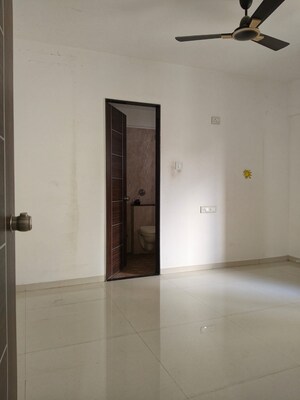 2 BHK Apartment For Rent in Shapoorji Pallonji Sensorium, Hinjewadi