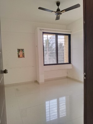 Room in 2 BHK Apartment at Shapoorji Pallonji Sensorium, Hinjewadi – for Rent