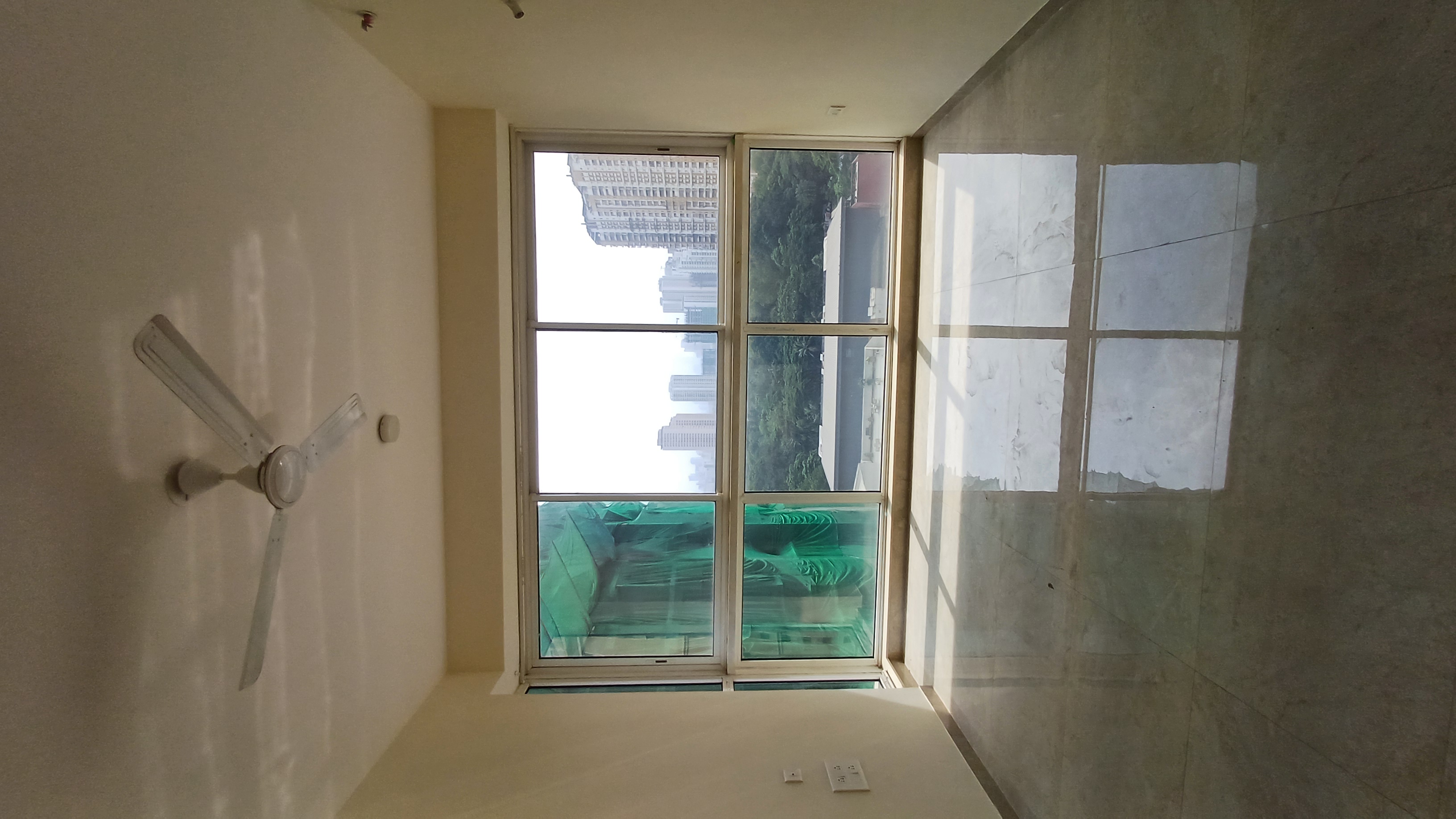 1 BHK + Extra Room Apartment For Sale in Indiabulls One Indiabulls