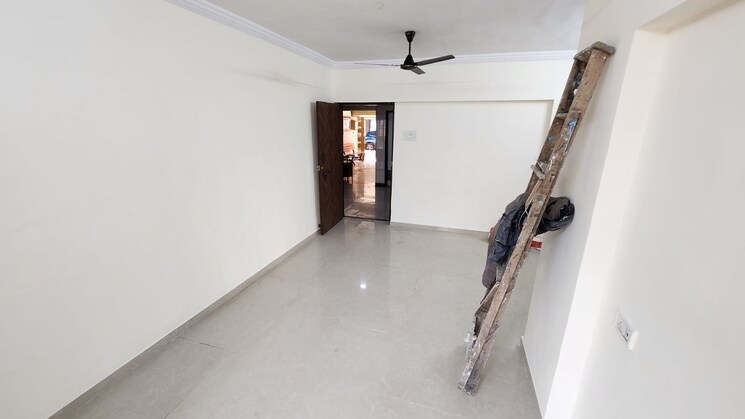 Room, rajaram-sukur-sapphire 1 Bedroom 450 Sq.Ft. Apartment In Ghodbunder Road Thane 9295616