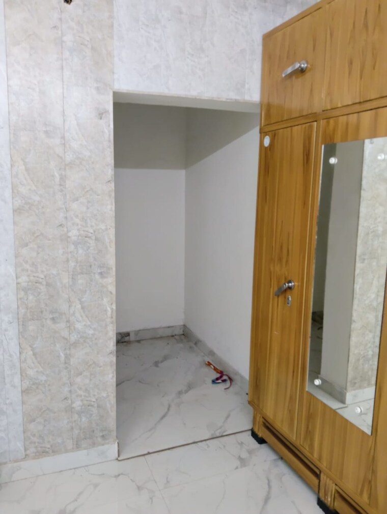 Room, vasant kunj 1 Bedroom 550 Sq.Ft. Apartment In Vasant Kunj Delhi 9295642